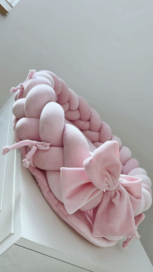 Velvety Pink Babynestje