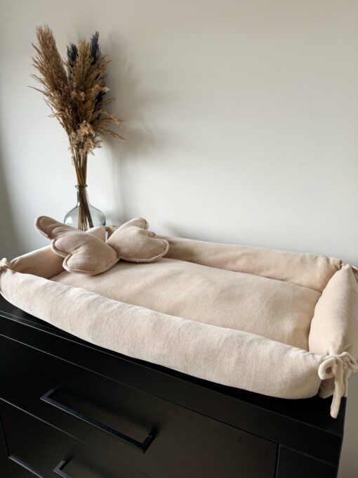 Velvety Beige Natural Butterfly babynestje
