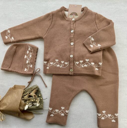Gebreide 3-delige Set Chestnut Cream Hearts