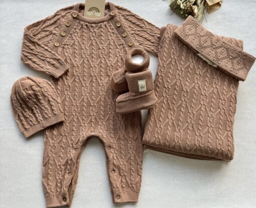 Complete Newbornset Chestnut 5-delig