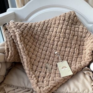 Pre-order Handgemaakte BL FLUFFY deken WarmBeige unisex