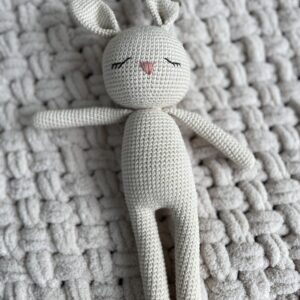 Handgemaakte konijn knuffel Sand