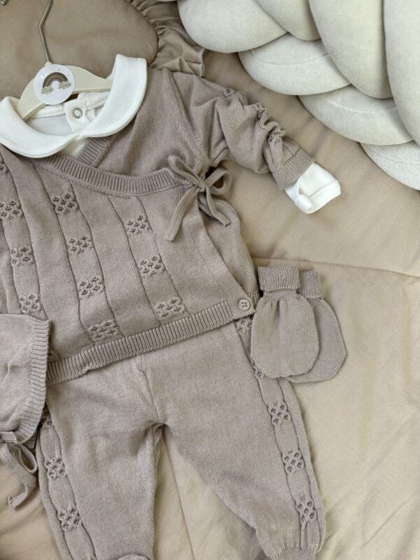Gebreide 5-delige Newbornset Taupe - Afbeelding 2