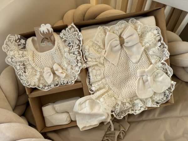 Exclusieve complete newbornset 5-delig Creme - Afbeelding 3