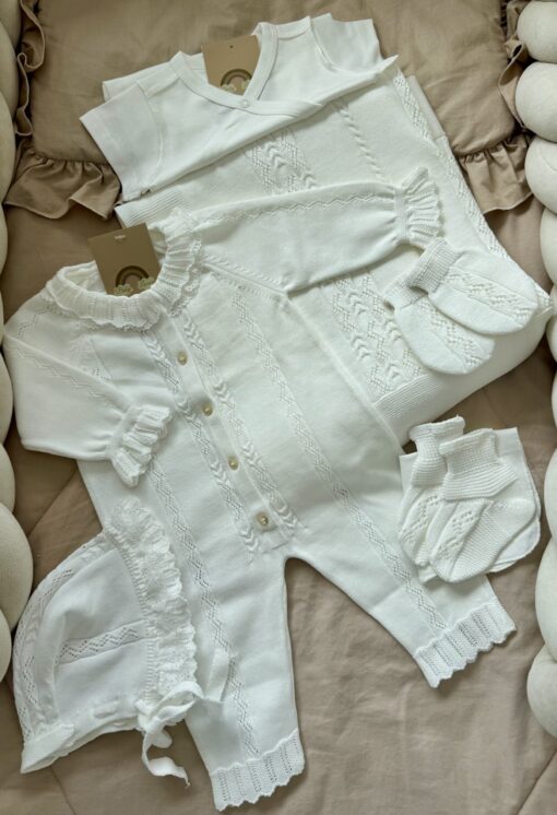 Complete Newbornset 7-delig Majestic Creme