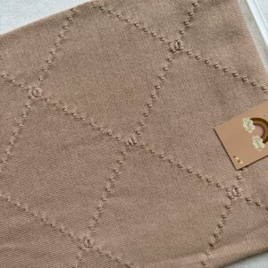 Gebreide wiegdeken Almond Hill