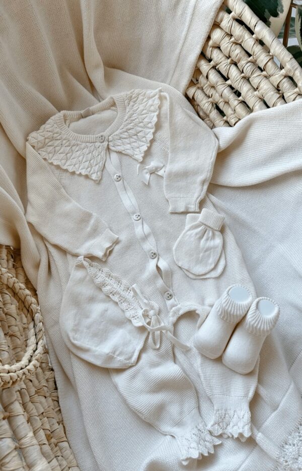 Complete Newbornset 5-delig Flaired Creme