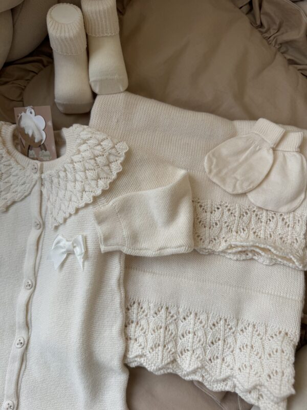 Complete Newbornset 5-delig Flaired Creme - Afbeelding 2