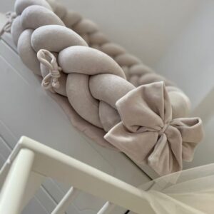 Velvety Ivory Babynestje