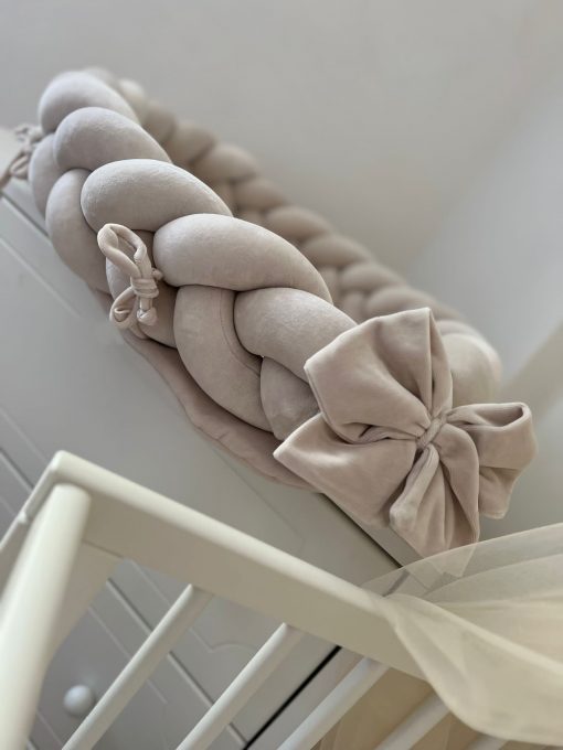 Velvety Ivory Babynestje