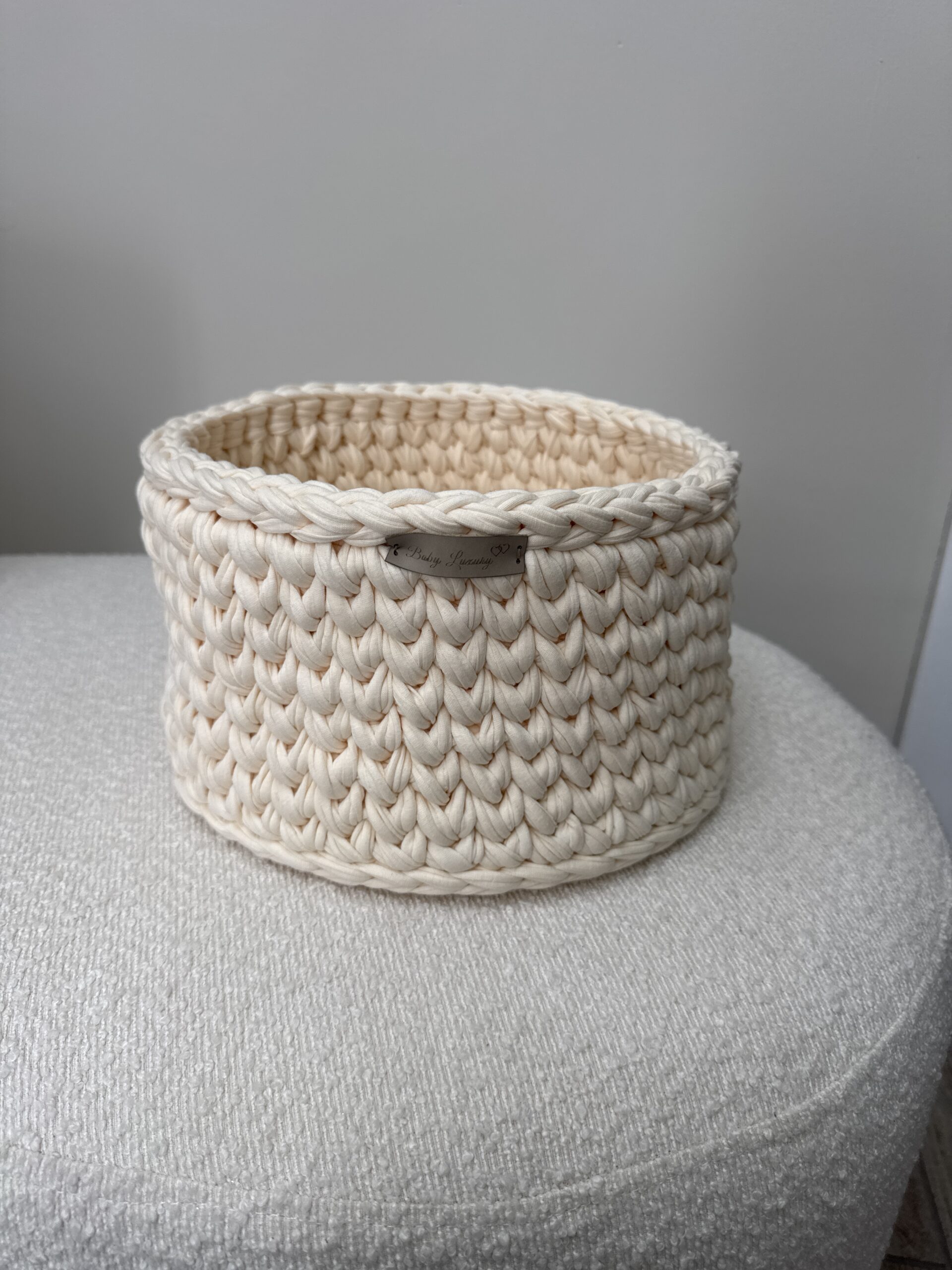 Handgemaakte Commodemand Rond Ecru #8